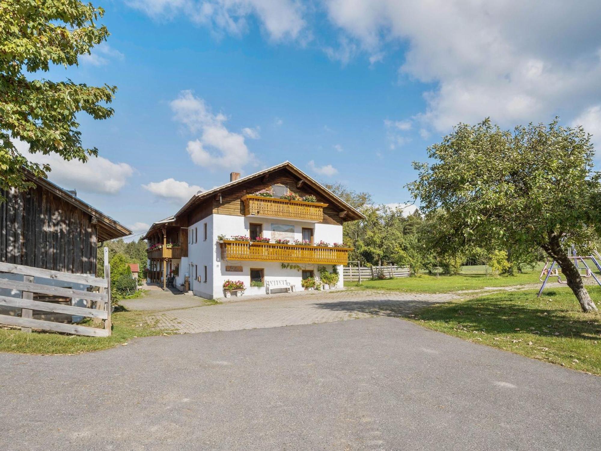 Apartment On A Farm Near The Ski Area Neukirchen beim Heiligen Blut Zewnętrze zdjęcie